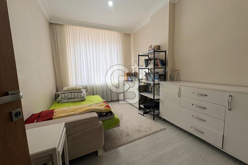 KARLIBAYIRDA MERKEZİ KONUMDA 3+1 ARA KAT DAİRE
