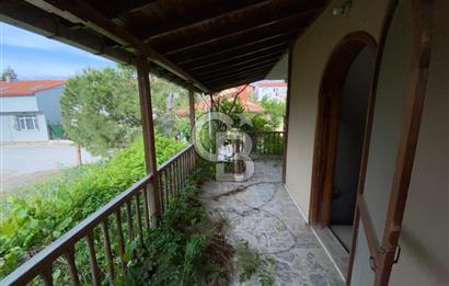 İzmir Narlıdere Altınevler mahallesinde satılık müstakil 7+1 villa 