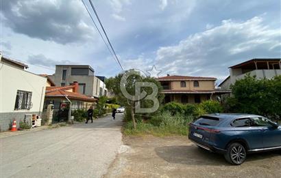İzmir Narlıdere Altınevler mahallesinde satılık müstakil 7+1 villa 