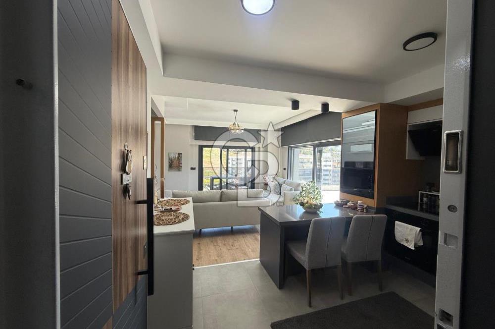 ÇİĞLİ BALATÇIK AZEL DELUXE SİTESİ'NDE TERASLI LÜKS SATILIK 2+1 DAİRE