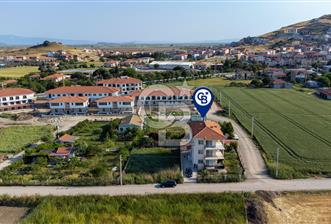 Foça Bağarası Hacıveli Mah. Satılık 3 Katlı Bina - 6 - 347259