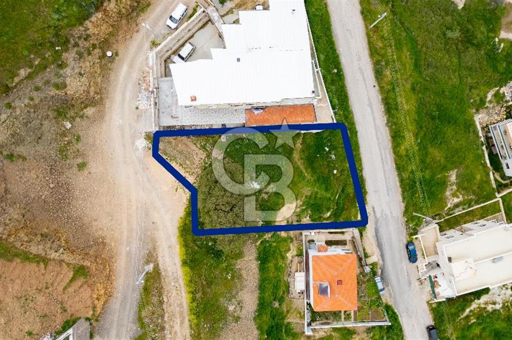 FOÇA BAĞARASINDA PRESTİJLİ KONUMDA 30/60 İMARLI ÖZEL ARSA