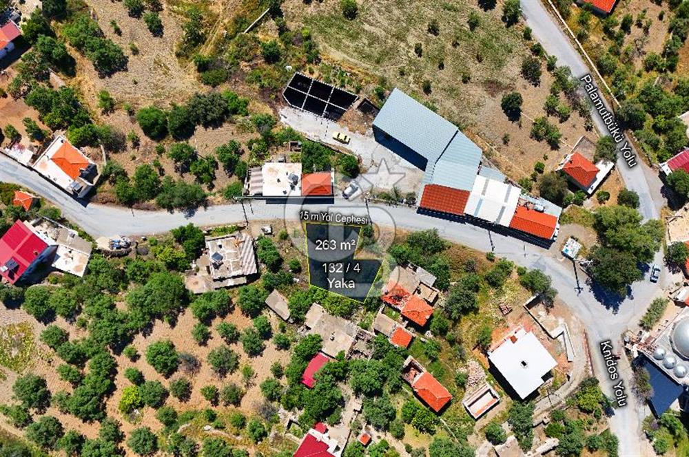 Datça Yaka'da Deniz Manzaralı Satılık 263 m² İmarlı Arsa