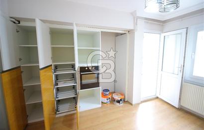 Gaziemir Gazi Mahallesinde Kiralık Geniş 3+1 Daire
