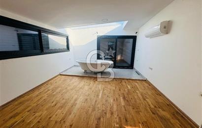 Foça Bağarası Villalar Bölgesinde Kiralık 4+1 Havuzlu Villa