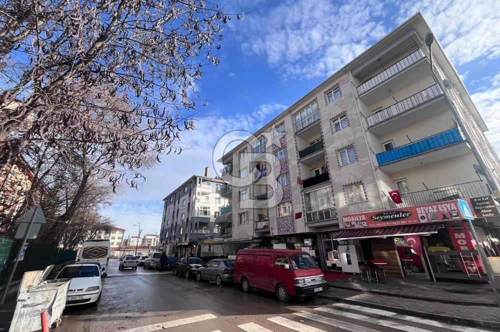SİNCAN MAREŞAL'DE HARİKA KONUM,CADDE ÜZERİ SATILIK 3+1 DAİRE