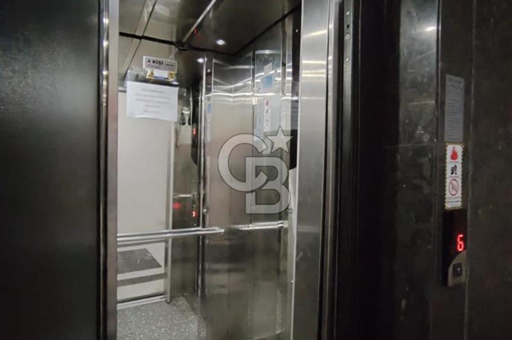 Karabağlar Yeşillik Cad. Üzeri 50m² Kiralık Ofis