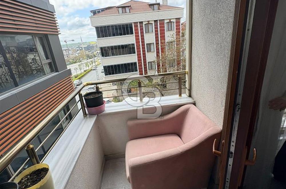KARLIBAYIRDA MERKEZİ KONUMDA 3+1 ARA KAT DAİRE