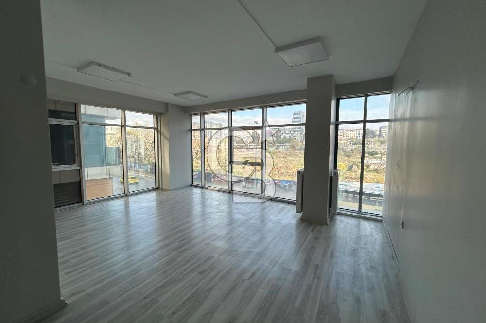 Tuzla Hatboyu Caddesinde Belediye karşısı 1+1 Kiralık Ofis