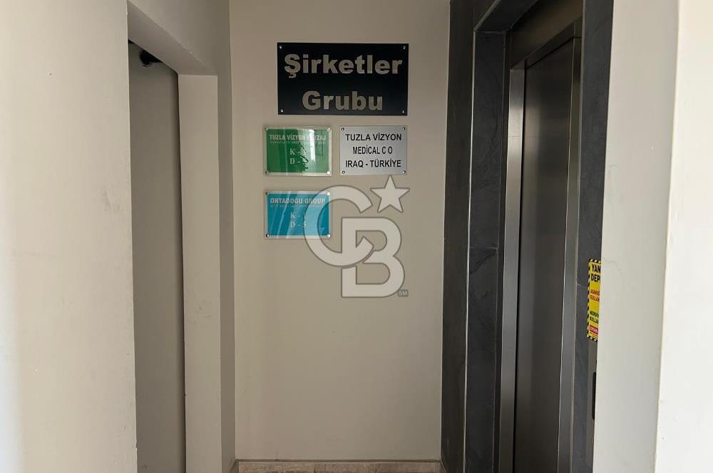 Tuzla Hatboyu Caddesinde Belediye karşısı 1+1 Kiralık Ofis
