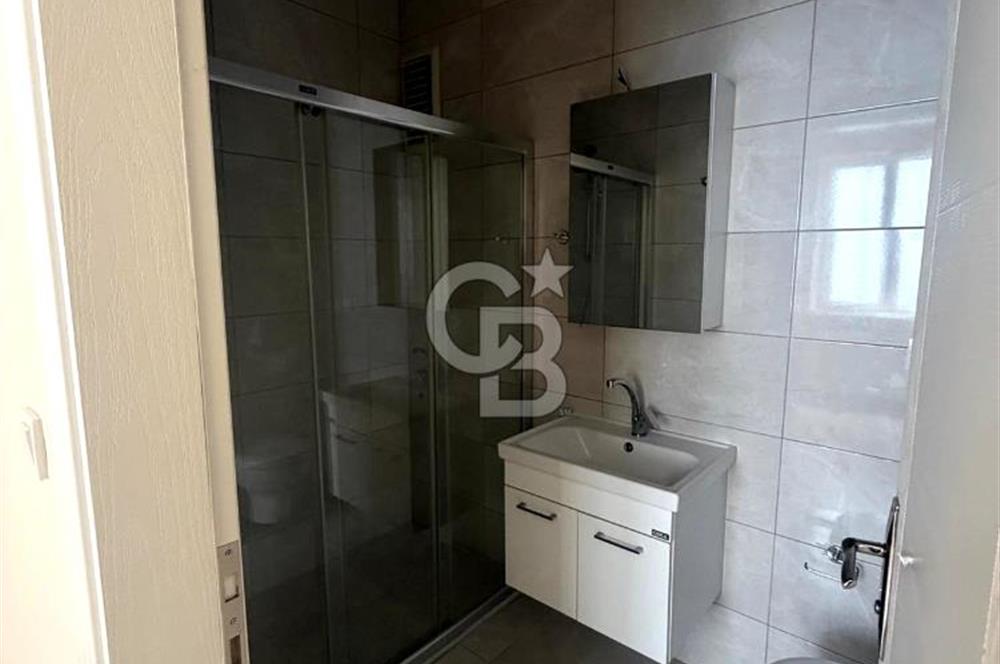 Akyazı’da Nezih Konumda 3+1 | Ebeveyn Banyolu | 3 Balkonlu Geniş Daire