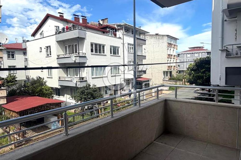 Akyazı’da Nezih Konumda 3+1 | Ebeveyn Banyolu | 3 Balkonlu Geniş Daire