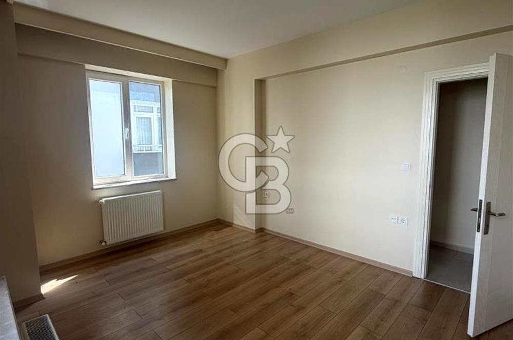 Akyazı’da Nezih Konumda 3+1 | Ebeveyn Banyolu | 3 Balkonlu Geniş Daire