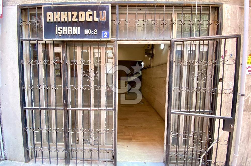MERSİN ÇARŞI MERKEZİNDE, İSTİKLAL CADDESİ’NE CEPHELİ SATILIK OFİS