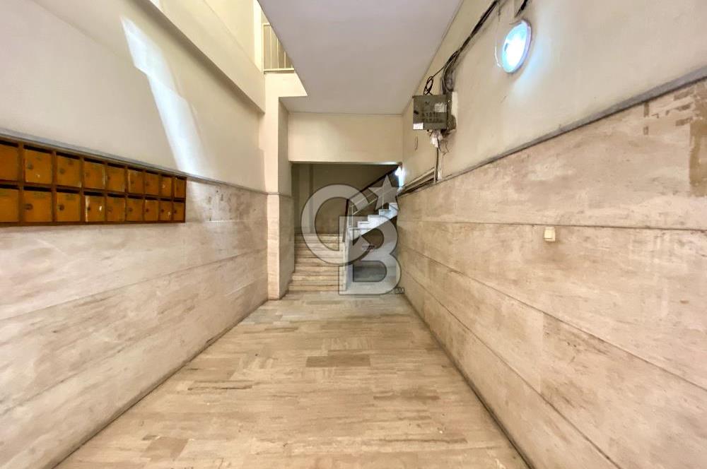 MERSİN ÇARŞI MERKEZİNDE, İSTİKLAL CADDESİ’NE CEPHELİ SATILIK OFİS