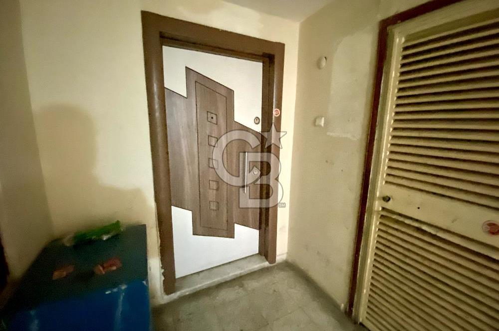 MERSİN ÇARŞI MERKEZİNDE, İSTİKLAL CADDESİ’NE CEPHELİ SATILIK OFİS