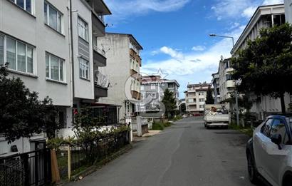 Akyazı’da Nezih Konumda 3+1 | Ebeveyn Banyolu | 3 Balkonlu Geniş Daire