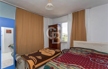 Foça Yenibağarası Mah. Satılık 3 Katlı Bina