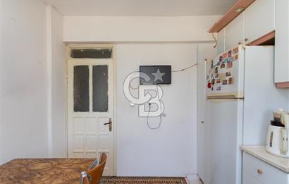 Foça Yenibağarası Mah. Satılık 3 Katlı Bina