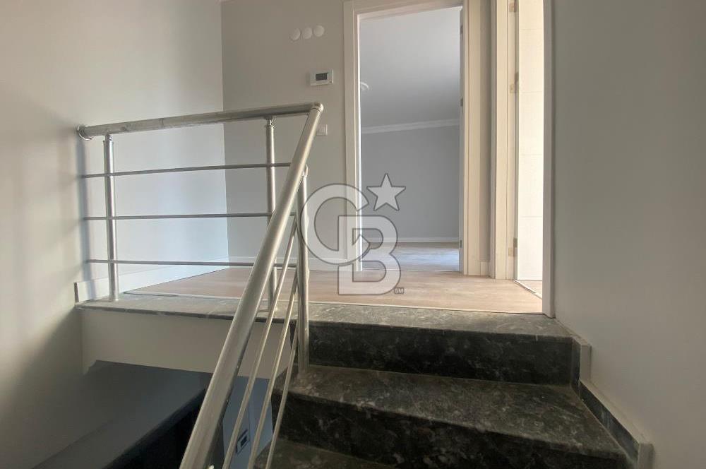 ÇİĞLİ ARŞ.HST.TRAMVAY YAKINI KAPALI MUTFAK YENİ, TERASLI SATILIK 3+1 DUBLEKS