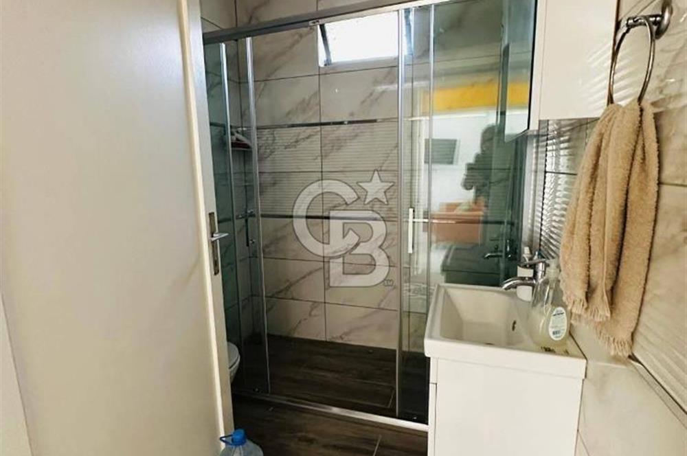 Muğla Milas içme köyü 1055 m2 içinde satılık köy evi ve bahçesi 