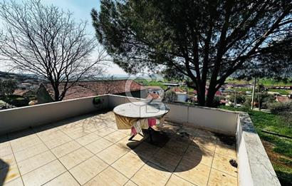 Muğla Milas içme köyü 1055 m2 içinde satılık köy evi ve bahçesi 