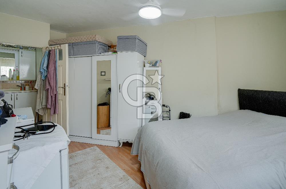 KONAK KARATAŞ BARBAROS'TA PANORAMİK MANZARALI 3+1 SATILIK DAİRE