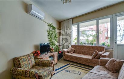 Konak Karataş'ta Geniş 3+1 Manzaralı 3 Balkonlu Satılık Daire
