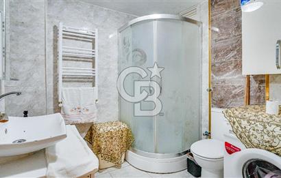 Konak Karataş'ta Geniş 3+1 Manzaralı 3 Balkonlu Satılık Daire
