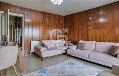 Konak Karataş'ta Geniş 3+1 Manzaralı 3 Balkonlu Satılık Daire
