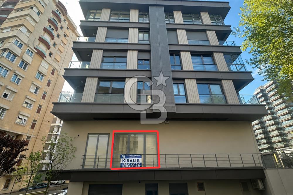 BAĞDAT CADDESİ ÜZERİ BİNADA NET 30 M2 BACALI DÜKKAN