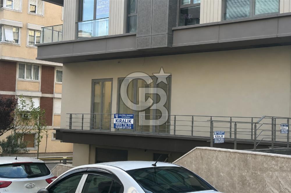 BAĞDAT CADDESİ ÜZERİ BİNADA NET 30 M2 BACALI DÜKKAN
