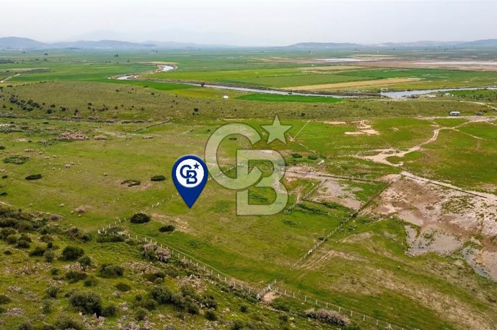 Foça Yenibağarası Mah. Satılık 262 m2 Tarla
