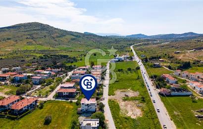 Foça Yenibağarası Mah. Satılık 3 Katlı Bina