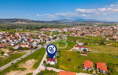 Foça Yenibağarası Mah. Satılık 3 Katlı Bina