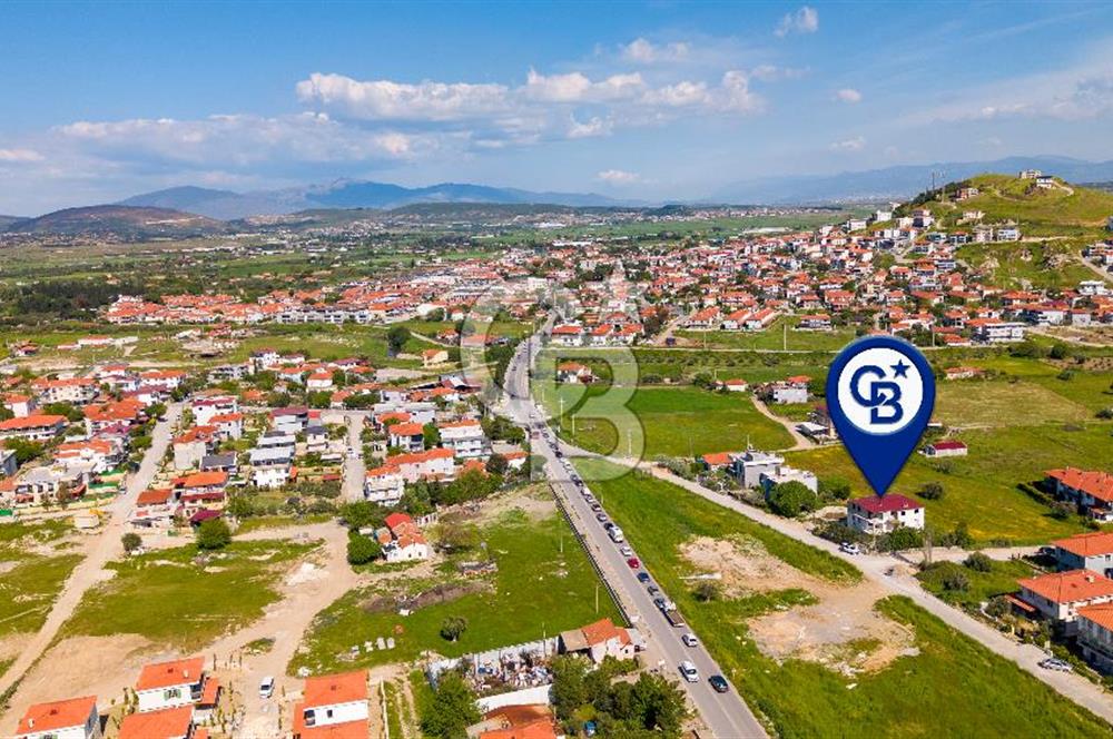Foça Yenibağarası Mah. Satılık 3 Katlı Bina