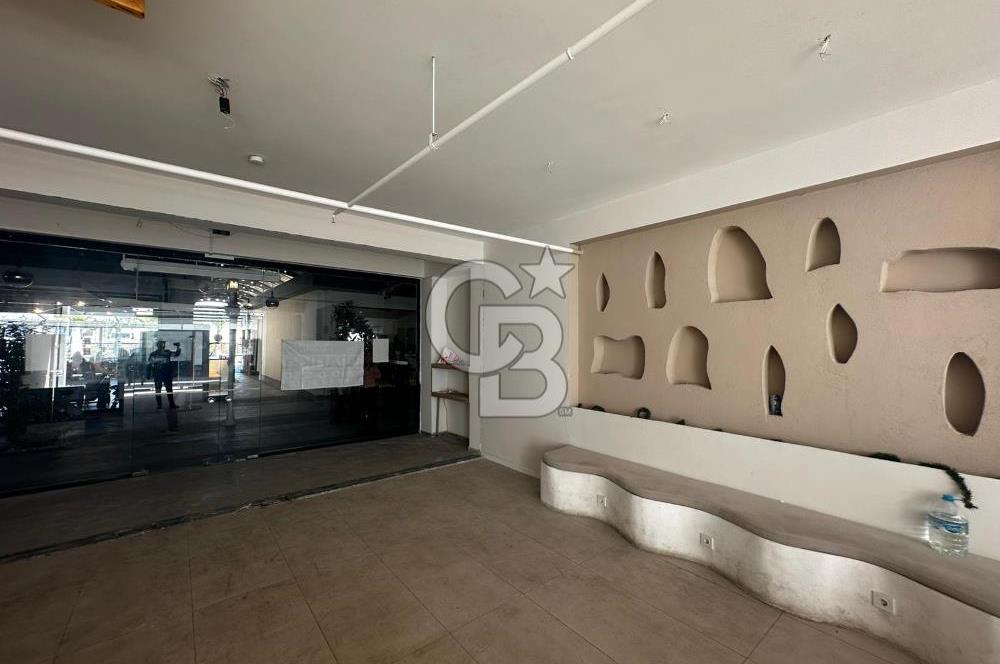 Manisa Karaali’de Rainbow AVM’de Zemin Kat 96 m² Kiralık Dükkan