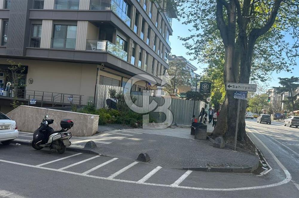 BAĞDAT CADDESİ ÜZERİ BİNADA NET 30 M2 BACALI DÜKKAN