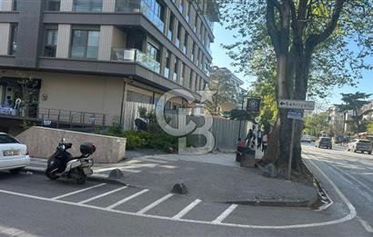 BAĞDAT CADDESİ ÜZERİ BİNADA NET 30 M2 BACALI DÜKKAN