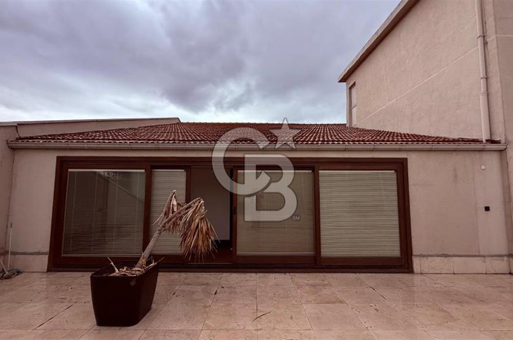 SİTELER  ŞENKAL SOKAK'TA 3000 M² 5 KATLI KOMPLE KİRALIK BİNA