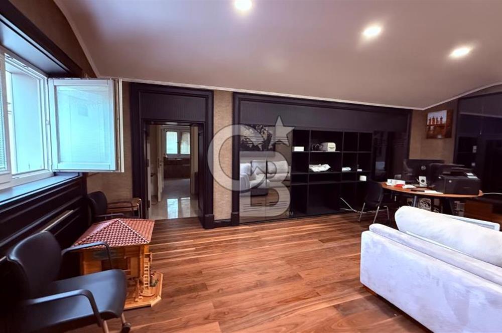 SİTELER  ŞENKAL SOKAK'TA 3000 M² 5 KATLI KOMPLE KİRALIK BİNA