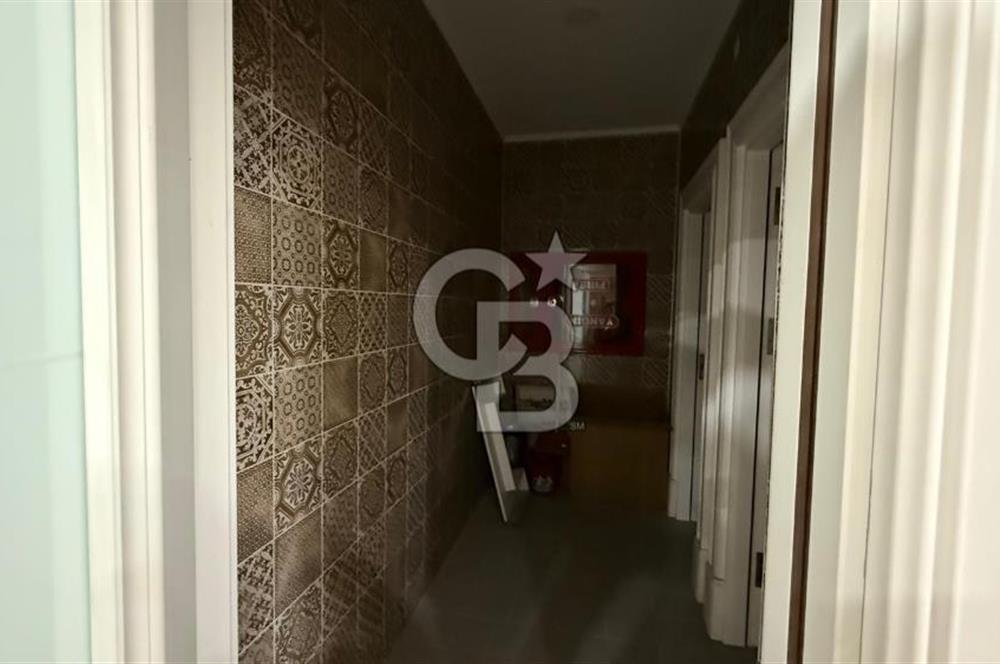 SİTELER  ŞENKAL SOKAK'TA 3000 M² 5 KATLI KOMPLE KİRALIK BİNA