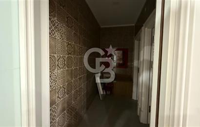 SİTELER  ŞENKAL SOKAK'TA 3000 M² 5 KATLI KOMPLE KİRALIK BİNA