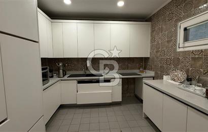 SİTELER  ŞENKAL SOKAK'TA 3000 M² 5 KATLI KOMPLE KİRALIK BİNA