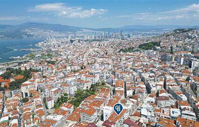 Konak Karataş'ta Geniş 3+1 Manzaralı 3 Balkonlu Satılık Daire