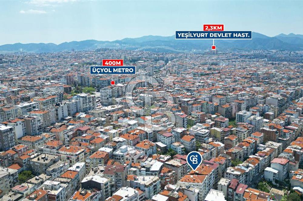 Konak Karataş'ta Geniş 3+1 Manzaralı 3 Balkonlu Satılık Daire