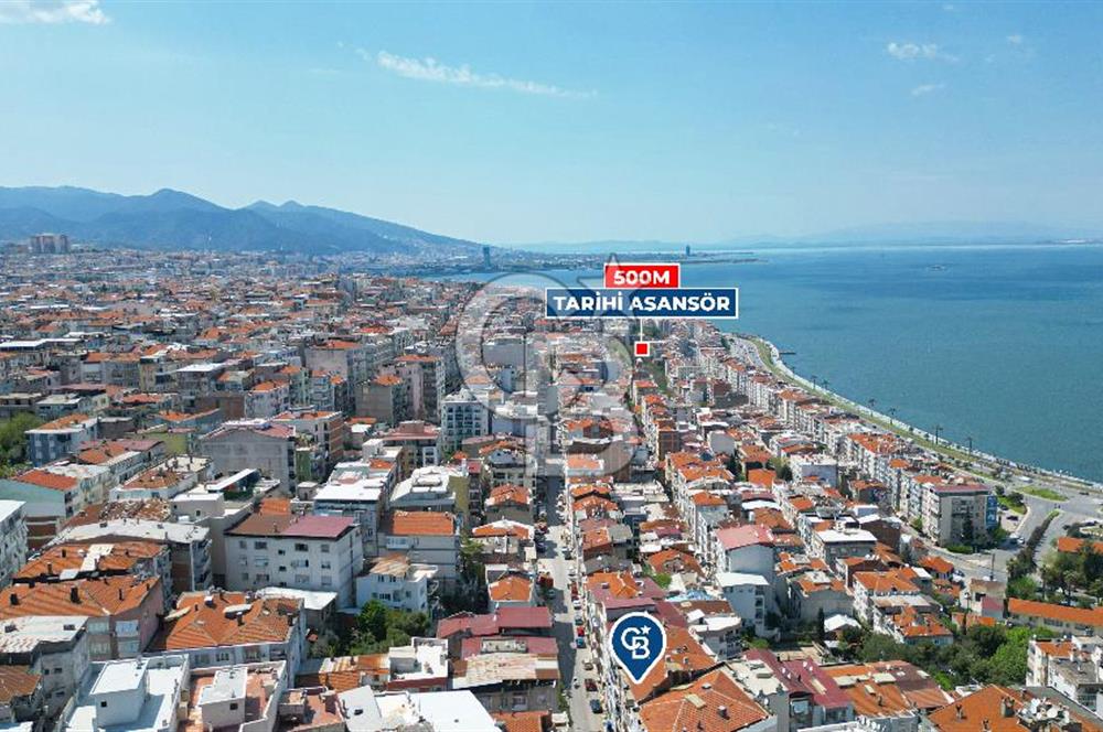Konak Karataş'ta Geniş 3+1 Manzaralı 3 Balkonlu Satılık Daire