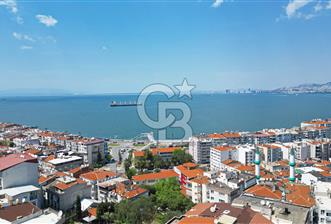 Konak Karataş'ta Geniş 3+1 Manzaralı 3 Balkonlu Satılık Daire - 5 - 347567