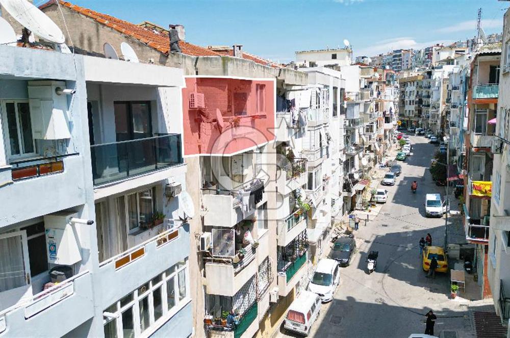 KONAK KARATAŞ BARBAROS'TA PANORAMİK MANZARALI 3+1 SATILIK DAİRE