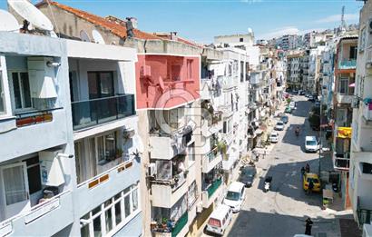 KONAK KARATAŞ BARBAROS'TA PANORAMİK MANZARALI 3+1 SATILIK DAİRE